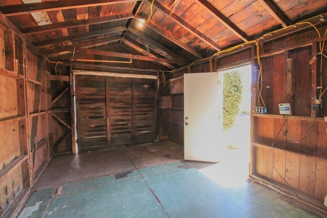 Building Photo - 1 Bed, 1 Bath Cottage in Grover Beach