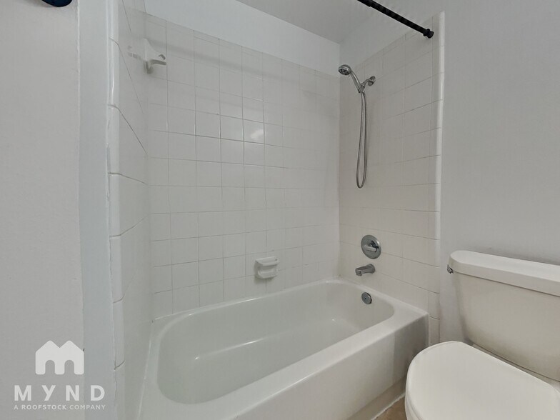 Building Photo - 1210 Palmer St