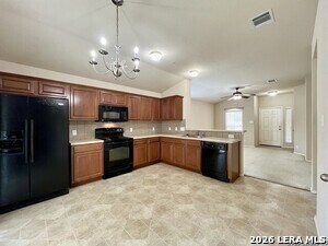 Building Photo - 2121 Dorman Dr