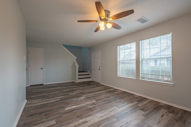 Building Photo - 6247 Elton Knolls St