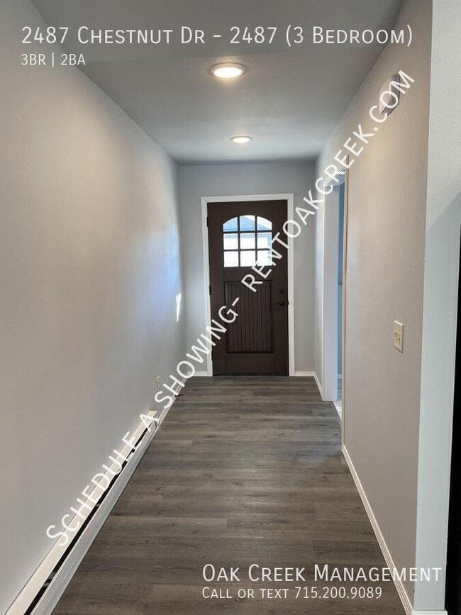 Building Photo - 2487 Chestnut Dr
