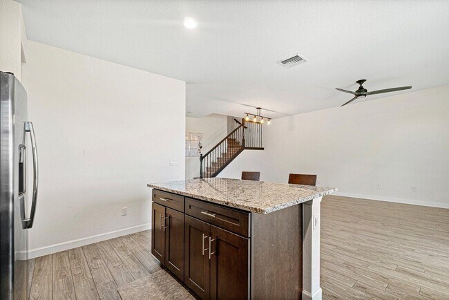 Building Photo - 12949 Anthorne Ln