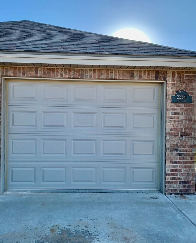 Building Photo - 22341 Estel Rd