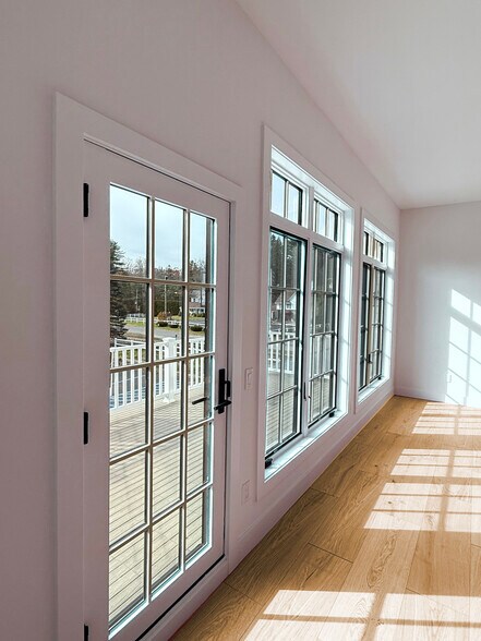 Building Photo - 3 Side Cut Rd