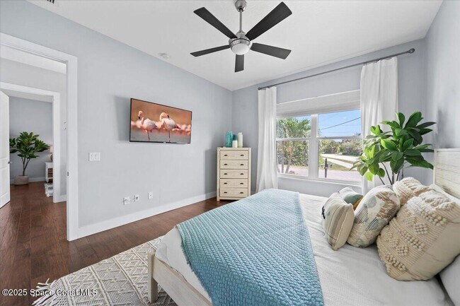Building Photo - 105 Sea Dunes Dr
