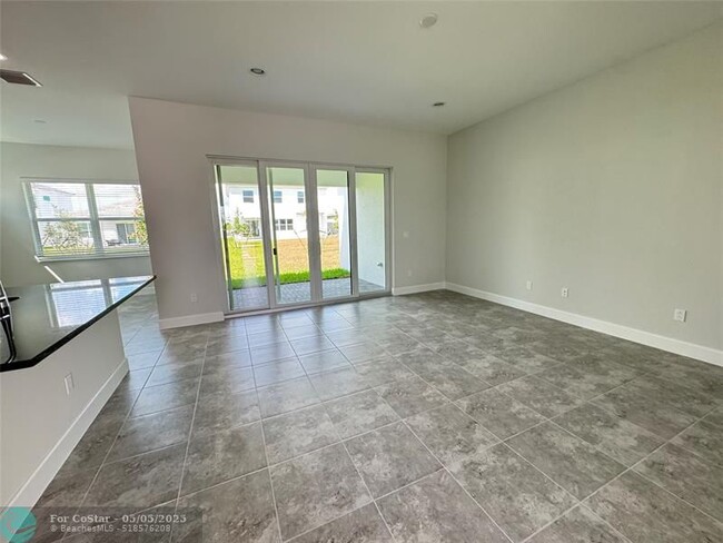 Building Photo - 13596 Spruce Pne Dr