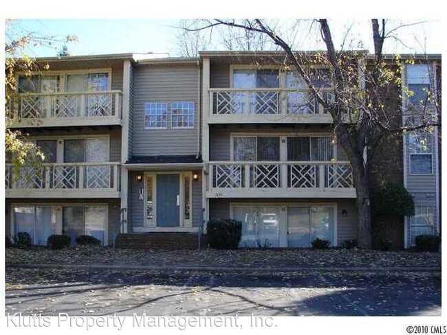 Primary Photo - 3 br, 2 bath House - 1630 Arlyn Circle Unit J