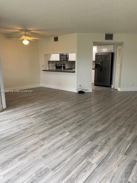 Building Photo - 12850 SW 4th Ct