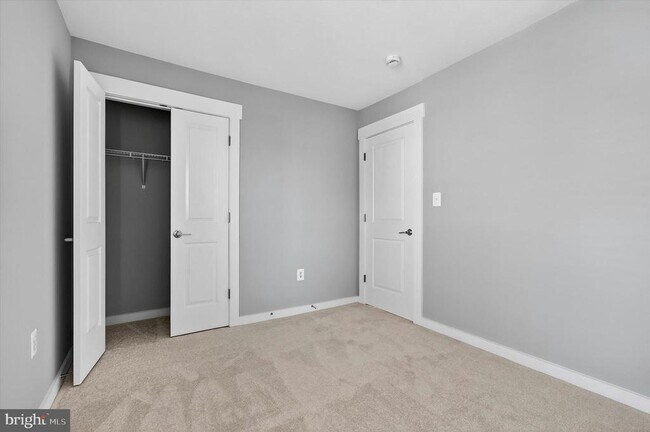 Building Photo - 22463 Verde Gate Terrace