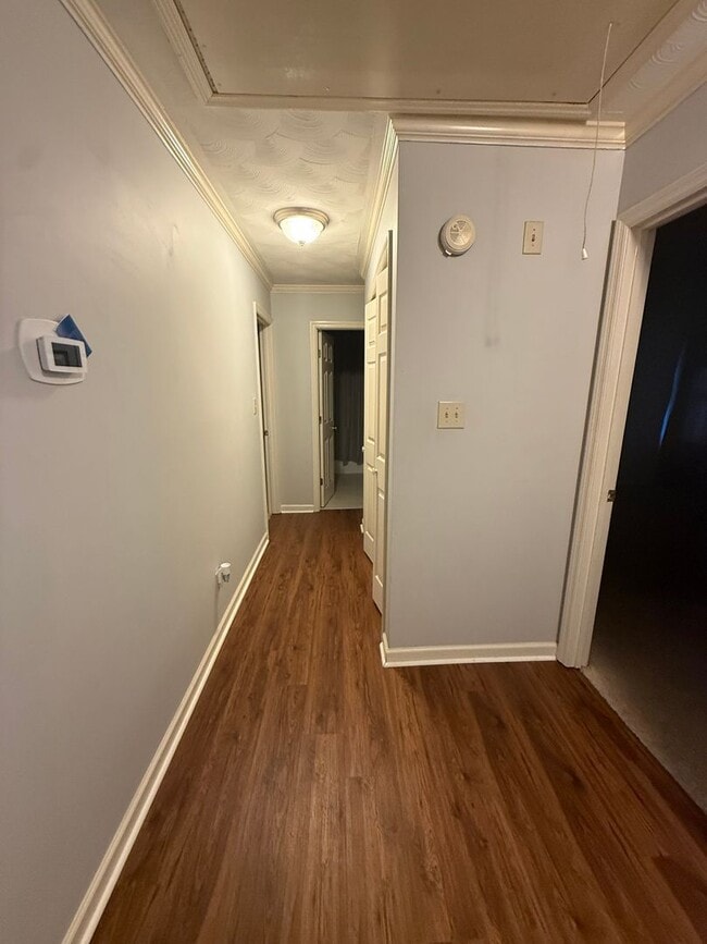 Building Photo - Welcome to this stunning 3-bedroom, 2.5-ba...