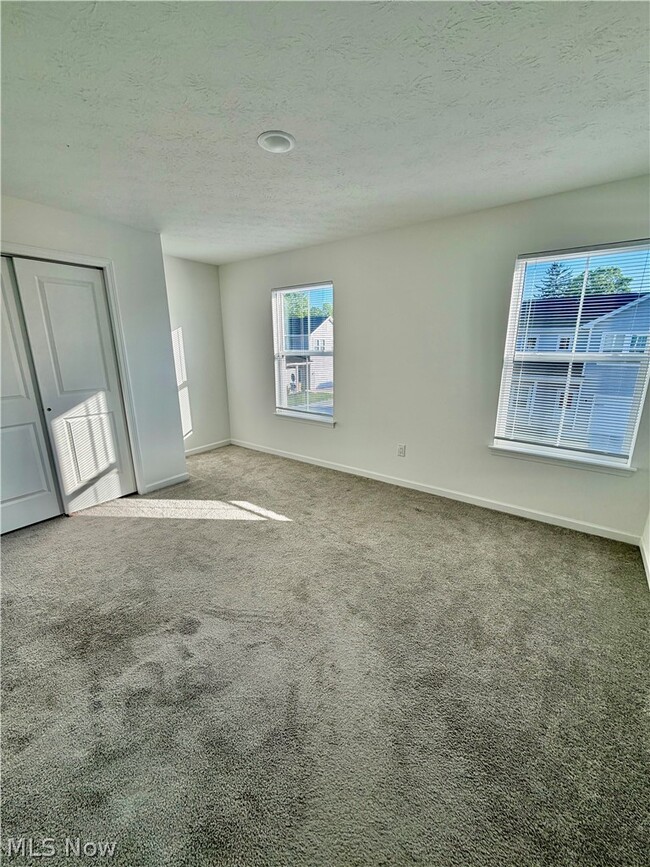 Building Photo - 677 Crossings Ln