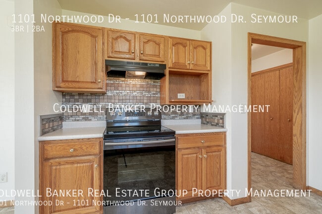 Building Photo - 1101 Northwood Dr
