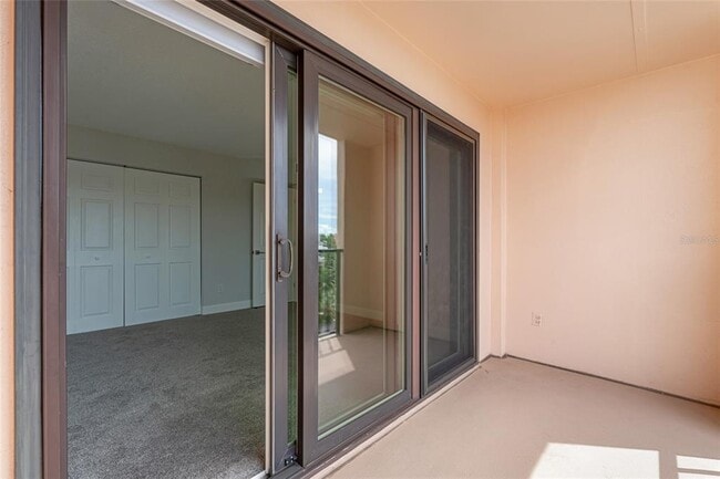 Building Photo - 51 Island Way