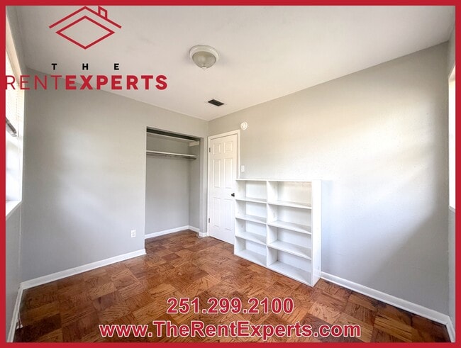 Building Photo - 550 Tamworth Ct