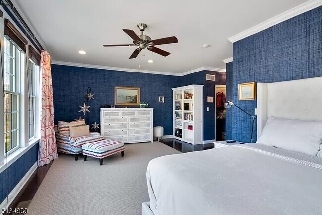 Building Photo - 25 Woodstone Cir