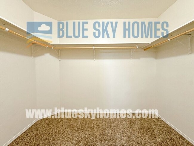 Building Photo - 9252 W Idlewood Dr