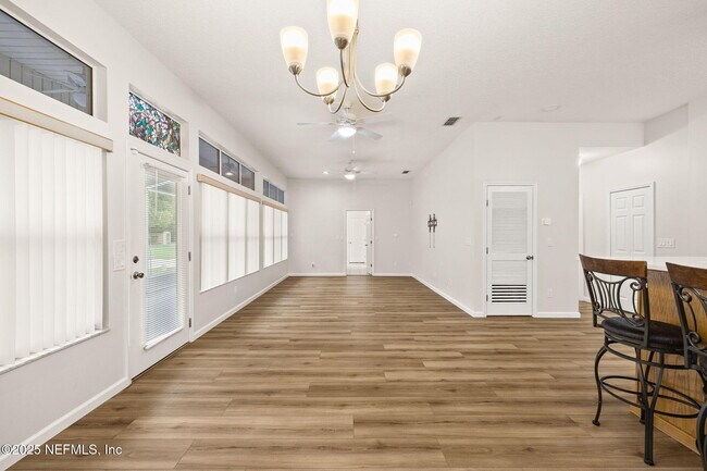 Building Photo - 6218 Hunters Ln