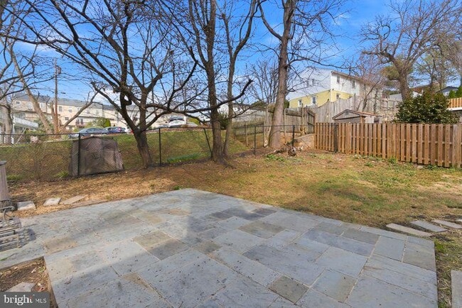 Building Photo - 4813 20th Pl N