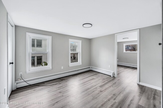 Building Photo - 196-198 Chamberlain St