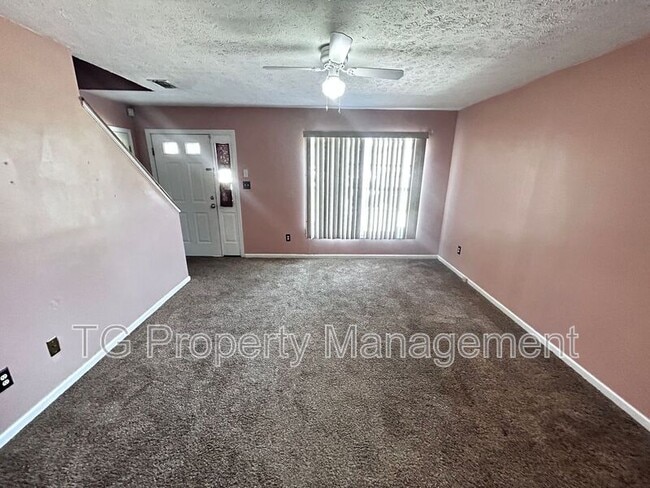 Building Photo - 7952 118th St