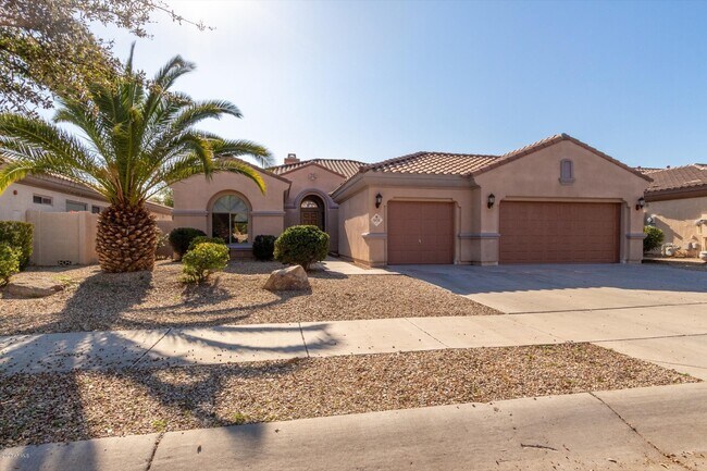 Primary Photo - 951 W Orchard Ln