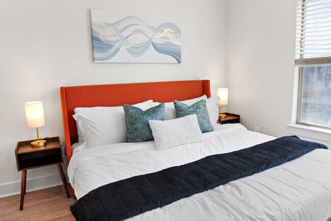 Building Photo - 2901 Indiana St