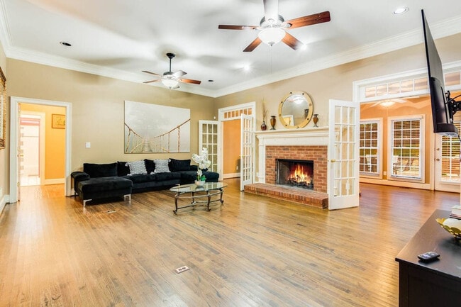 Building Photo - 2531 Old Salem Cir SE