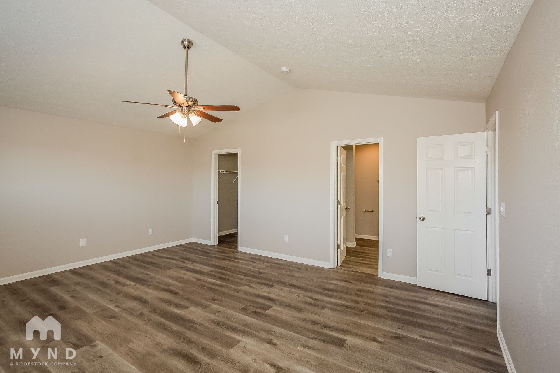 Building Photo - 115 Thistle Wood Dr
