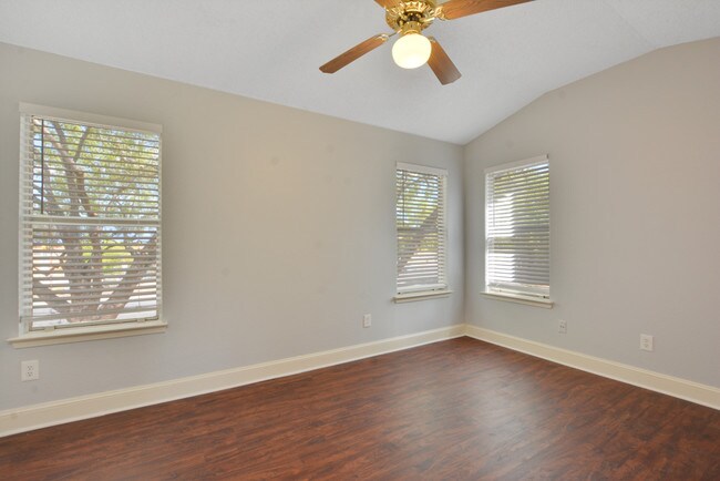 Building Photo - 6001 Westcreek Dr