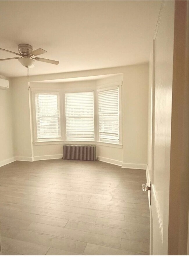 Building Photo - Charming Home in Wilson School District