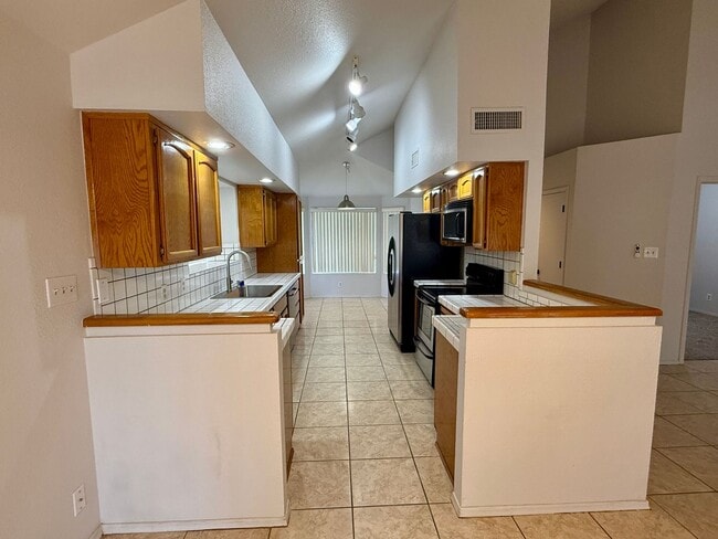 Building Photo - 10236 S Del Rico