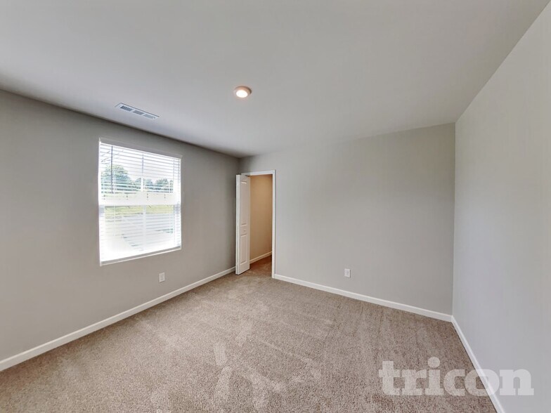 Building Photo - 1163 Concord Springs Dr