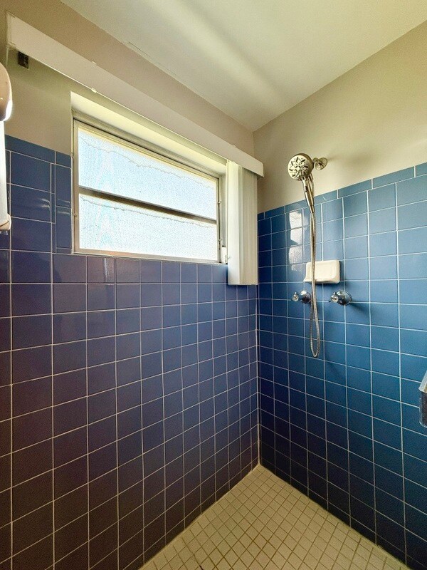 Building Photo - 2455 Finlandia Ln
