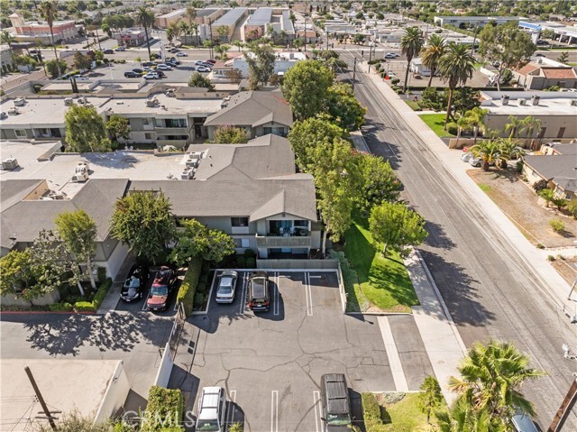 Building Photo - 3640 Sumner Ave
