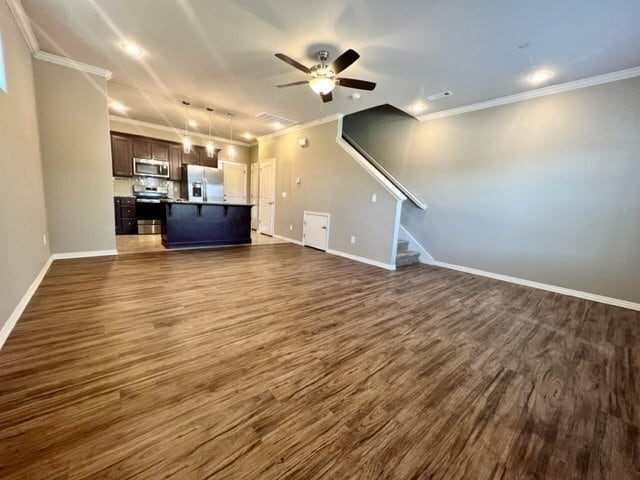 Building Photo - 863 W North St