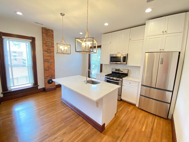 Building Photo - W King Ave 103-103.5 MLR