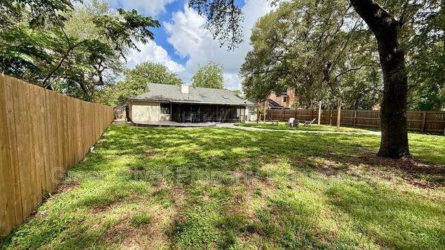 Building Photo - 12955 Julington Ridge Dr E