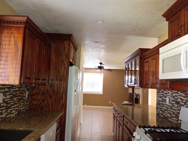 Building Photo - 1432 Jackellen Ln