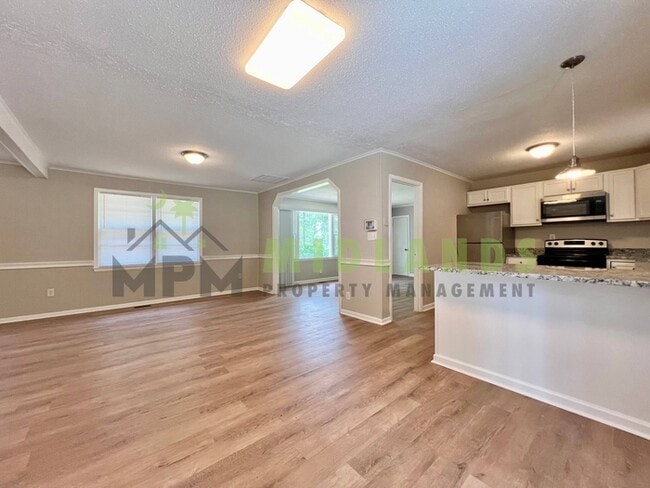 Building Photo - 202 Partridge Dr