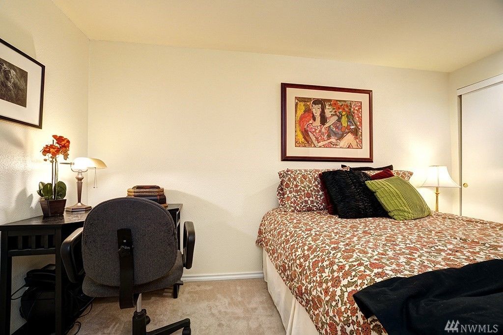 Second bedroom - 16929 Inglewood Rd NE