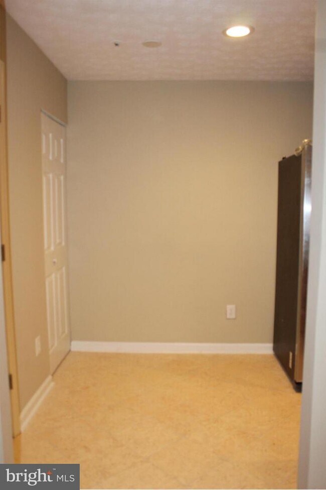 Building Photo - 4832 Brookstone Terrace