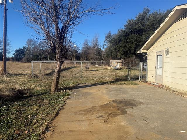 Building Photo - 4043 FM897