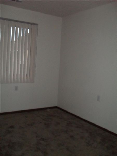 Building Photo - 2 br, 1 bath Apartment - North Scott Villa