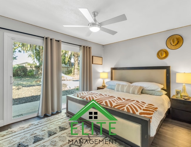 Building Photo - A Beautifully Maintained 3-Bedroom Home in...