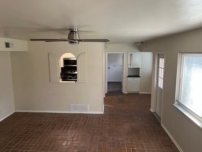 Building Photo - 11615 Sandman Dr