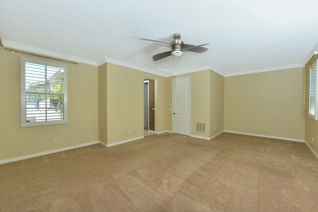 Building Photo - 6941 Waters End Dr