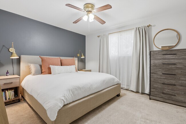 Building Photo - 7105 W 34th Pl