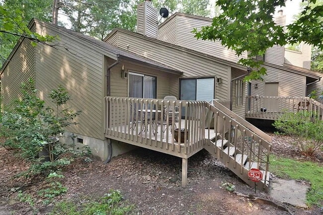 Building Photo - 124 Twisted Oak Pl