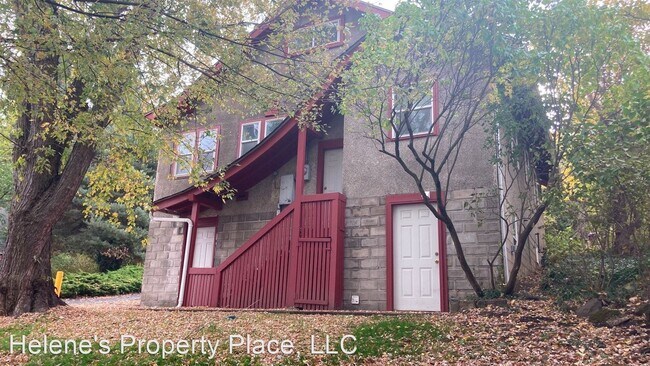 Building Photo - 4 br, 2 bath House - 220 SE McKenzie Street