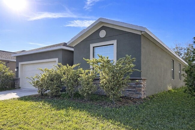 Building Photo - 3943 Cortland Dr